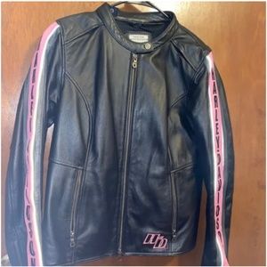 Women’s Harley Davidson leather pink